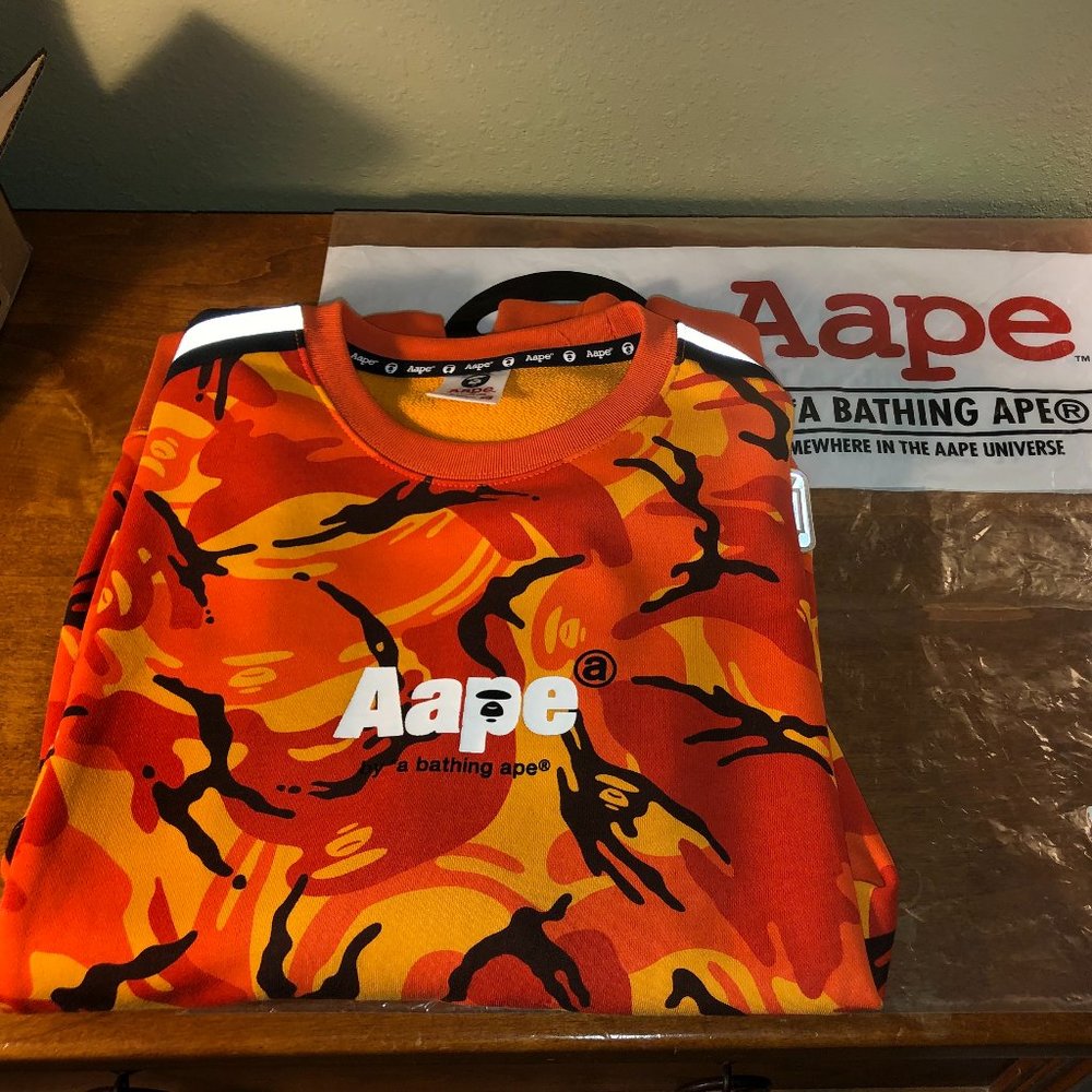 Aape Crewneck XL(Fits like a large)
